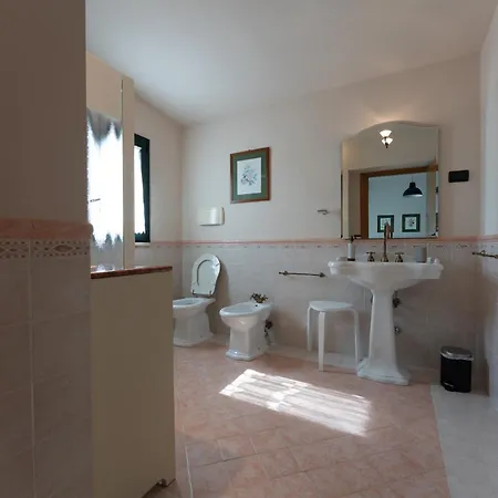 Tenuta Tre Gemme In Cantina - Don Rocco Séjour à la ferme Catignano